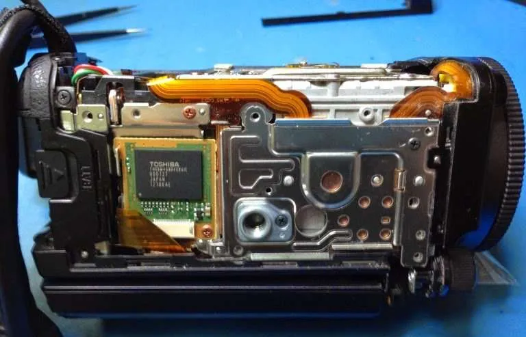 Juan-Luis-Martel-IMG_0347-Reparacion-de-camara-de-video-SONY-HXRNX30E.jpg