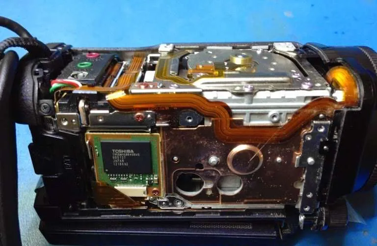 Juan-Luis-Martel-IMG_0348-Reparacion-de-camara-de-video-SONY-HXRNX30E.jpg