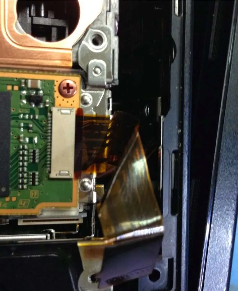Juan-Luis-Martel-IMG_0361-Reparacion-de-camara-de-video-SONY-HXRNX30E-768x1024.jpg