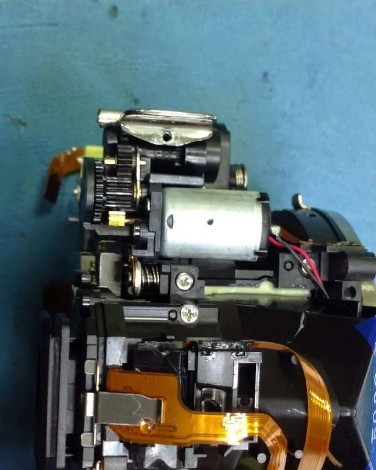 Juan-Luis-Martel-SERVICIO-TECNICO-2014-09-1710.03.30-2-REPARACION-CANON-eos-500d-768x1024.jpg