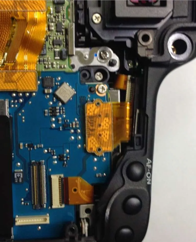 Juan-Luis-Martel-SERVICIO-TECNICO-2014-09-2210.45.02-REPARACION-CANON-6D-768x1024.jpg