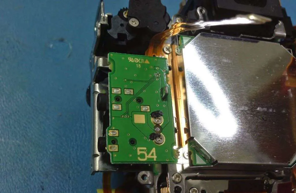 Juan-Luis-Martel-SERVICIO-TECNICO-IMG_0036-REPARACION-camara-CANON-eos1000d-1024x768.jpg