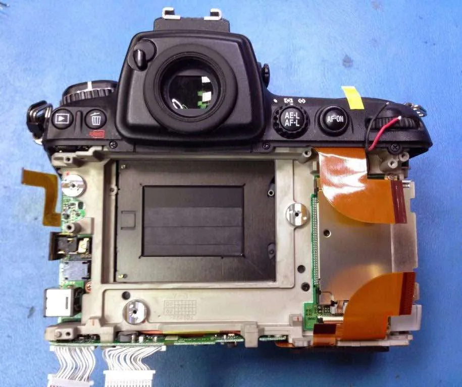 Juan-Luis-Martel-SERVICIO-TECNICO-IMG_0205-REPARACION-CAMARAS-NIKON-D700-768x1024.jpg