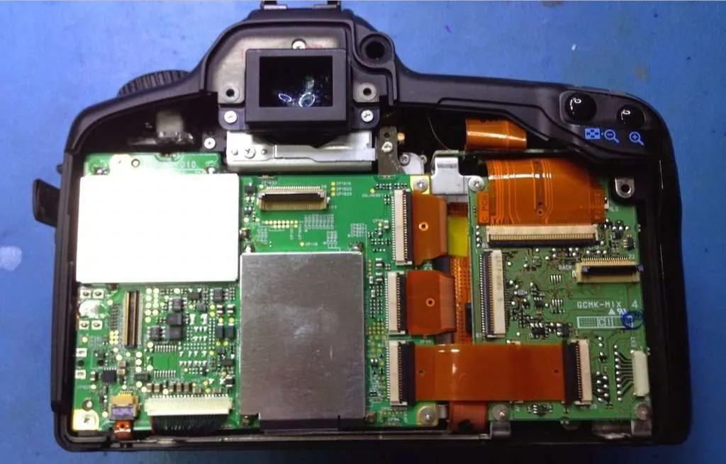Servicio-tecnico-reparacion-CAMARAS-DSL-CANON-IMG_1852-Juan-Luis-Martel-Tecnico-electronica-Las-Palmas-1024x768.jpg