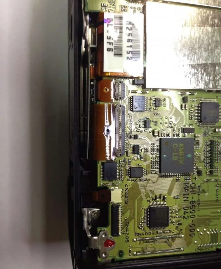 Servicio-tecnico-reparacion-CAMARAS-DSL-CANON-IMG_2034-Juan-Luis-Martel-Tecnico-electronica-Las-Palmas-768x1024.jpg
