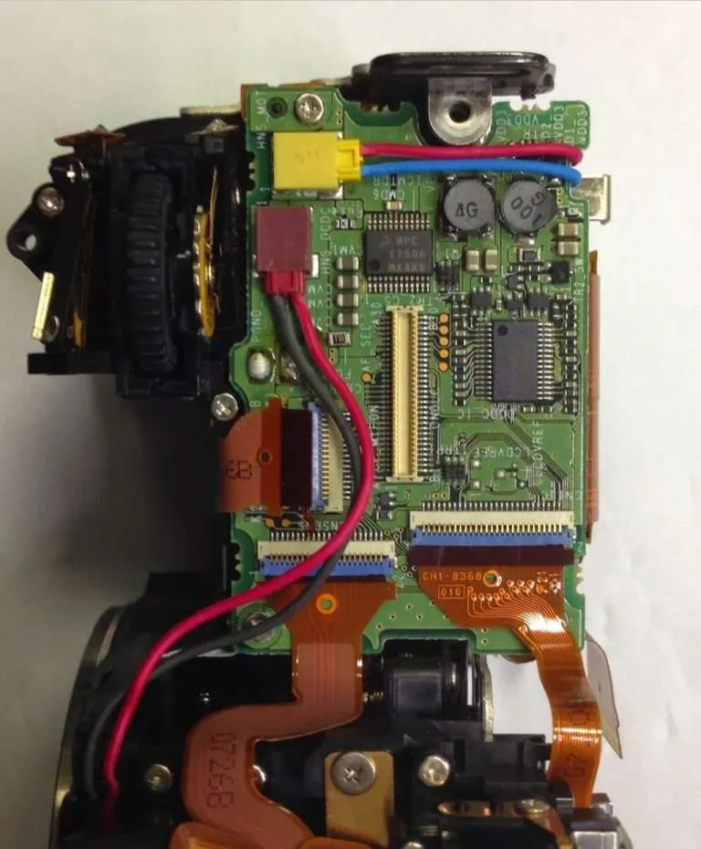 Servicio-tecnico-reparacion-CAMARAS-DSL-CANON-IMG_2556-Juan-Luis-Martel-Tecnico-electronica-Las-Palmas-768x1024.jpg