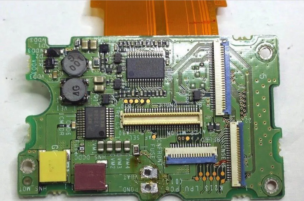 Servicio-tecnico-reparacion-CAMARAS-DSL-CANON-IMG_2591-Juan-Luis-Martel-Tecnico-electronica-Las-Palmas-1024x768.jpg