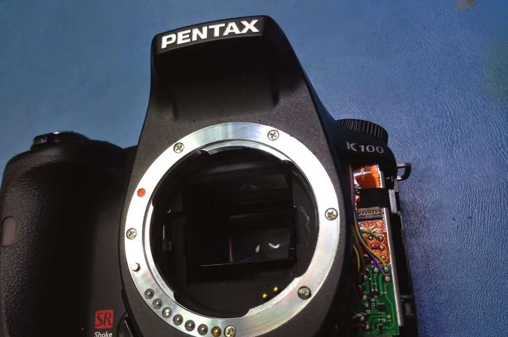 Servicio-tecnico-reparacion-camaras-DSLR-Pentax-IMG_9867-Juan-Luis-Martel-Tecnico-electronica-Las-Palmas-1024x768.jpg