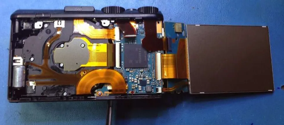 Servicio-tecnico-reparacion-CAMARAS-DSLR-SONY-IMG_3036-Juan-Luis-Martel-Tecnico-electronica-Las-Palmas-1024x768.jpg