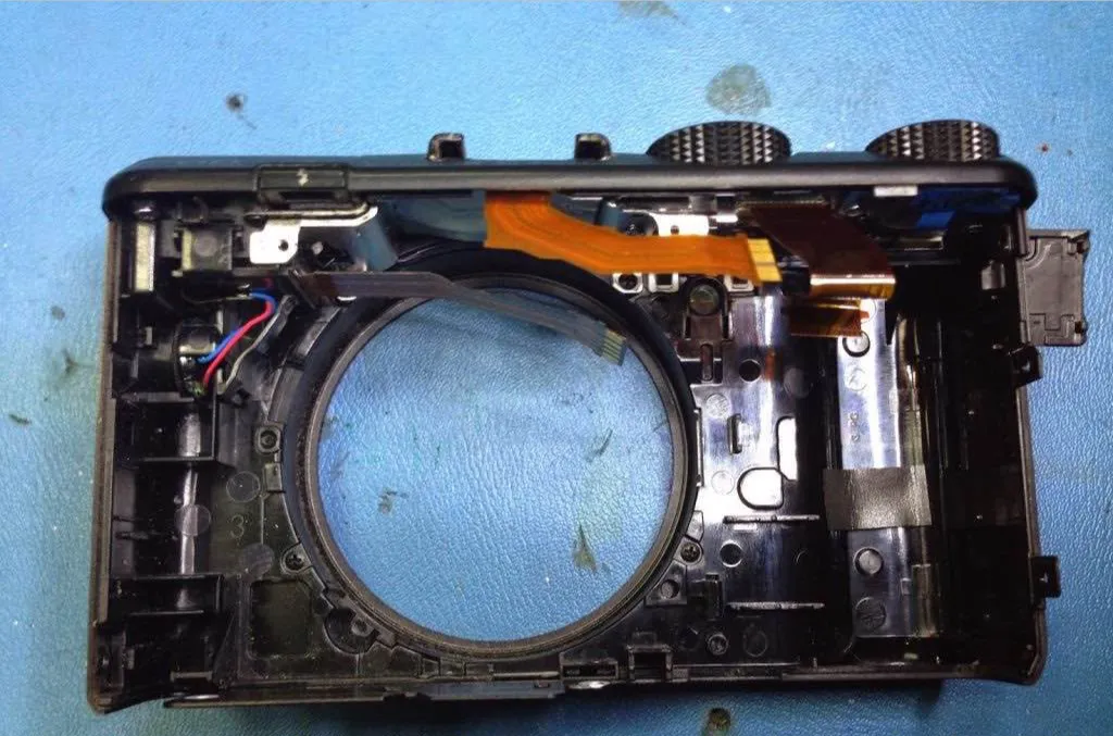 Servicio-tecnico-reparacion-CAMARAS-DSLR-SONY-IMG_3042-Juan-Luis-Martel-Tecnico-electronica-Las-Palmas-1024x768.jpg