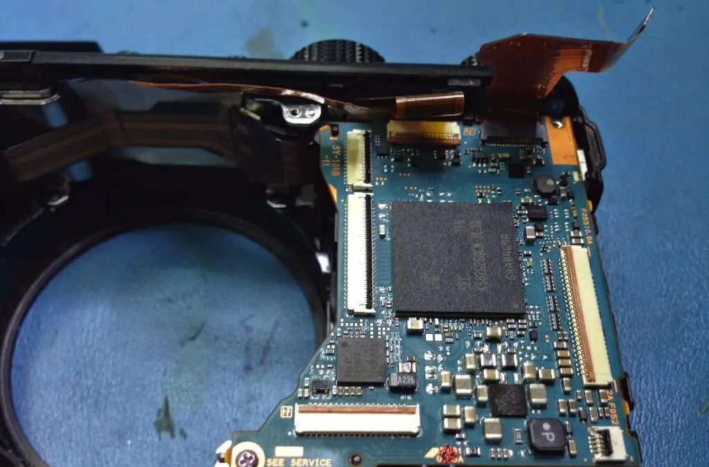 Servicio-tecnico-reparacion-CAMARAS-DSLR-SONY-IMG_3052-Juan-Luis-Martel-Tecnico-electronica-Las-Palmas-1024x768.jpg