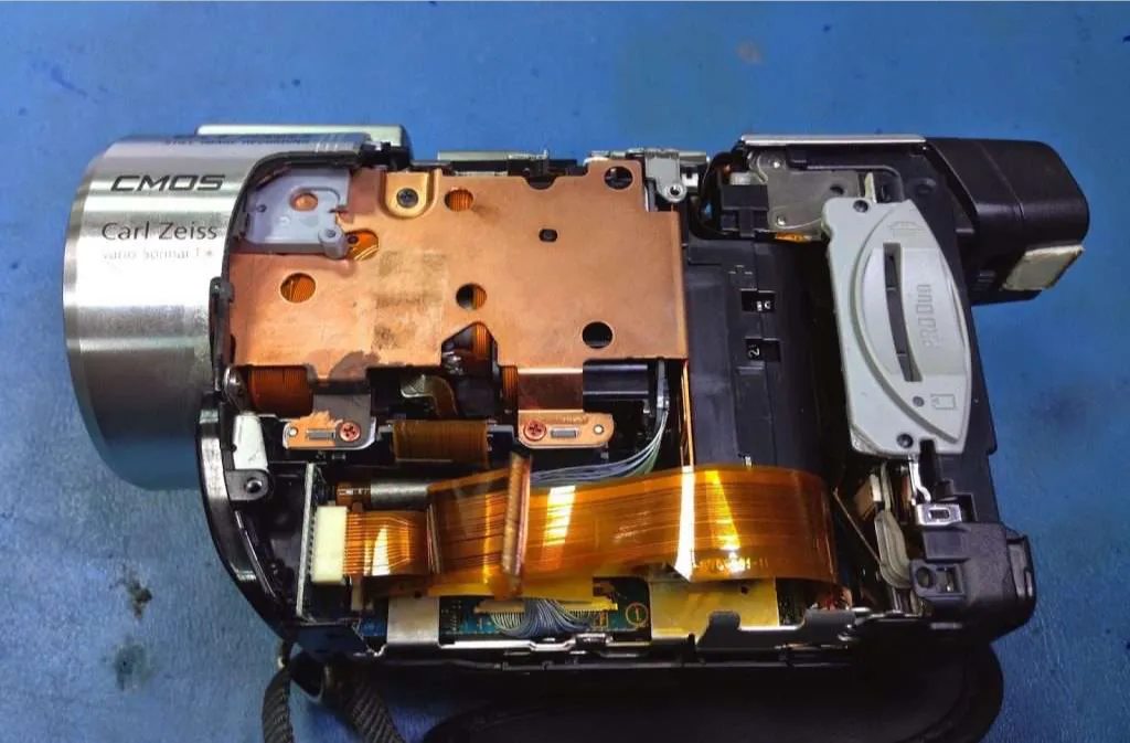 Servicio-tecnico-reparacion-Video_Camaras-SONY-IMG_1633-Juan-Luis-Martel-Tecnico-electronica-Las-Palmas-1024x768.jpg