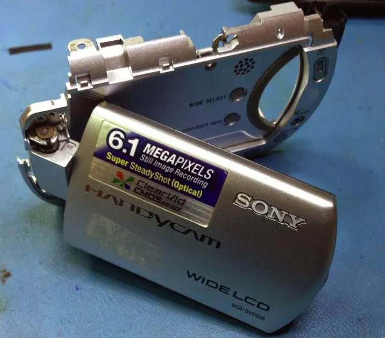 Servicio-tecnico-reparacion-Video_Camaras-SONY-IMG_1636-Juan-Luis-Martel-Tecnico-electronica-Las-Palmas-1024x768.jpg