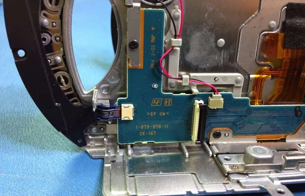Servicio-tecnico-reparacion-Video_Camaras-SONY-IMG_1641-Juan-Luis-Martel-Tecnico-electronica-Las-Palmas-1024x768.jpg