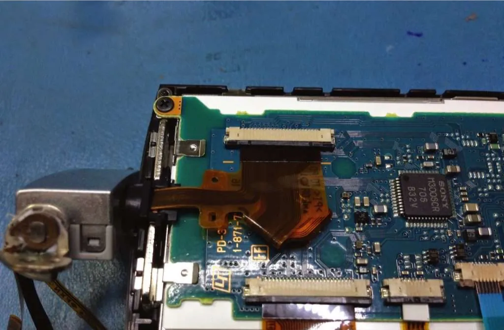 Servicio-tecnico-reparacion-Video_Camaras-SONY-IMG_1651-Juan-Luis-Martel-Tecnico-electronica-Las-Palmas-1024x768.jpg